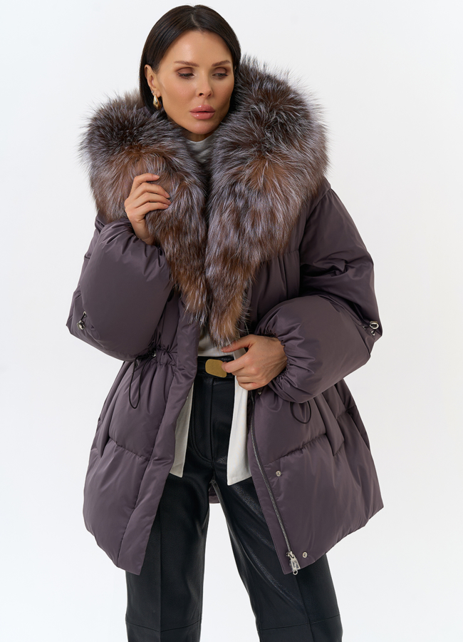 Женский пуховик с капюшоном из меха блюфрост модель № 32000 универмаг малина