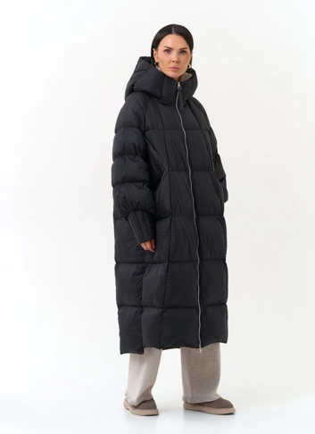 Женский пуховик с капюшоном фото