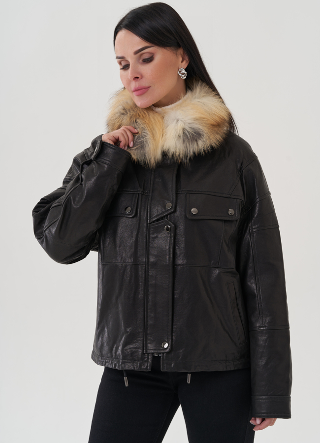 Женская куртка из натуральной кожи с отделкой из меха лисы модель № 25373 в кредит