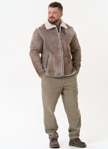 Светлая мужская дубленка