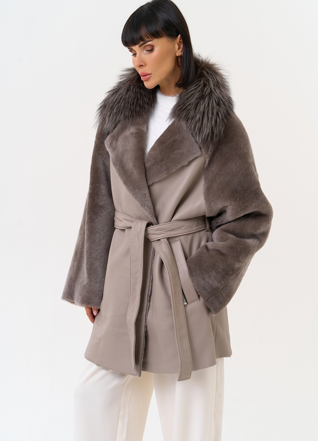 Женская натуральная дубленка с воротником из меха лисы модель № 31611 универмаг малина