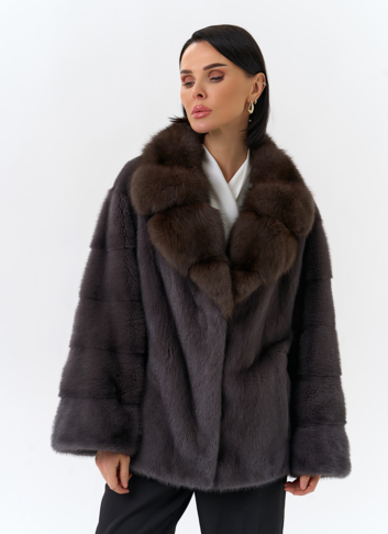 Куртка из меха норки с английским воротником из меха куницы