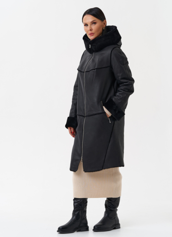 Натуральная дубленка с капюшоном