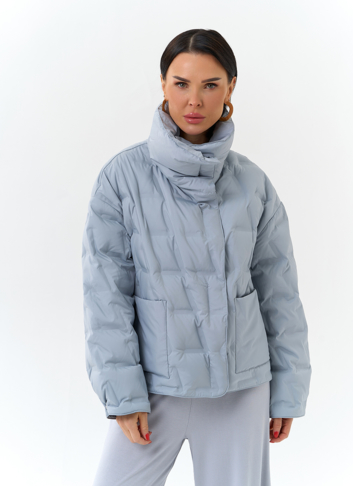 Женская куртка с воротником стойкой