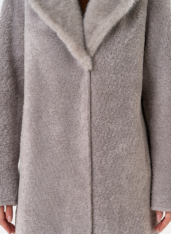 Женская двухсторонняя дубленка из эко замши