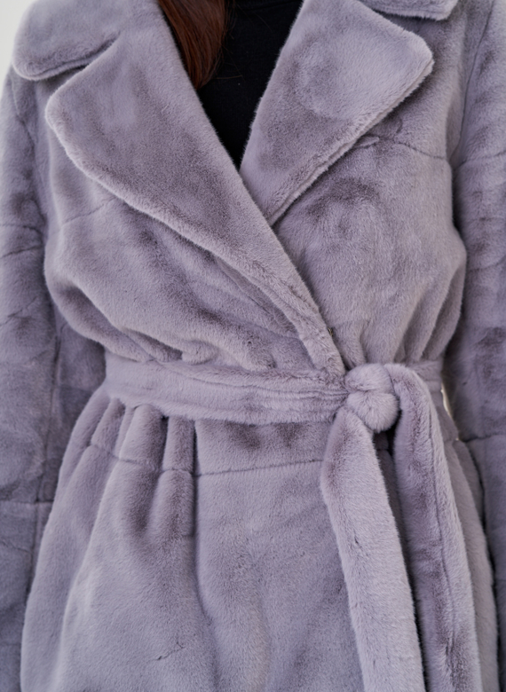 Куртка женская из искусственного меха 