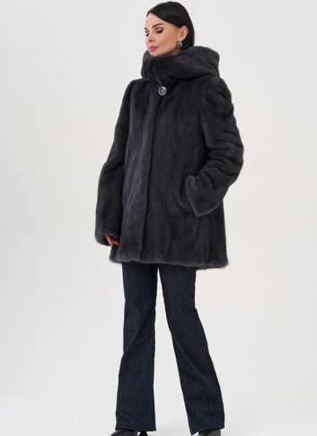 Шуба из норки в цвете графит