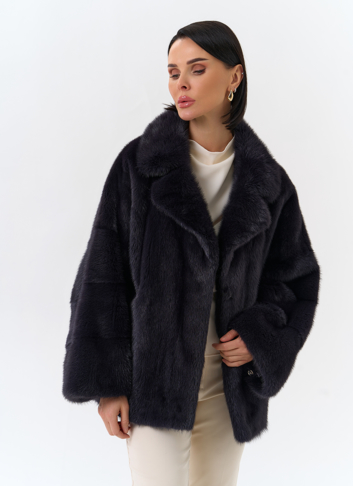 Шуба из меха норки с английским воротником