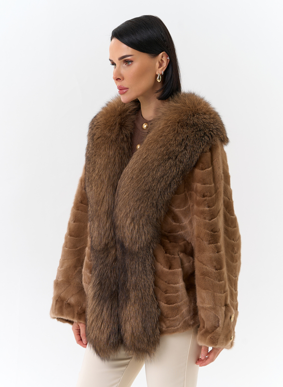 Шуба из норки с отделкой из меха лисы