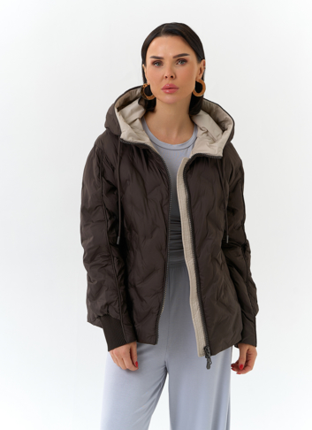 Женская куртка с капюшоном