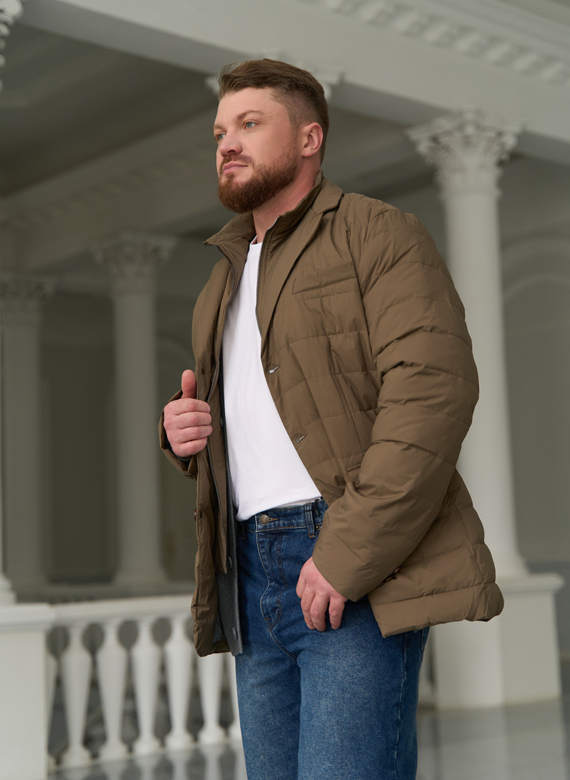 Мужской пуховик со съемной манишкой