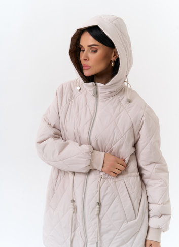 Женская куртка с капюшоном