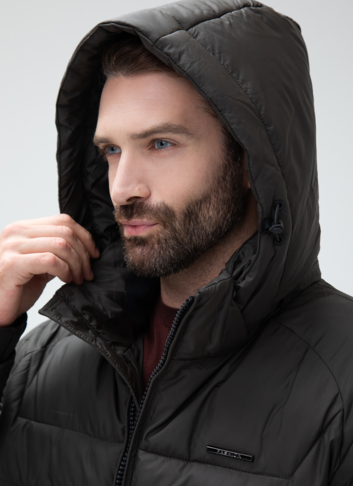 Мужской пуховик с капюшоном 
