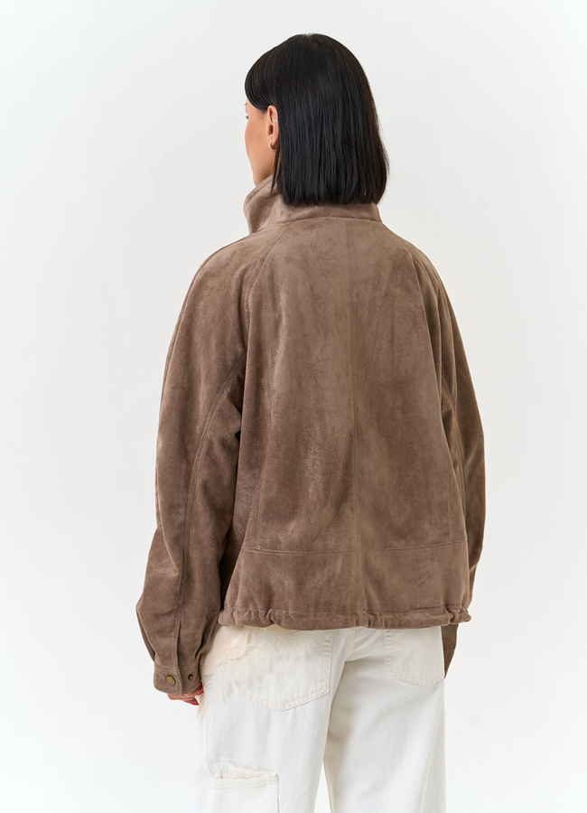 фото Женская куртка из эко замши с воротником стойкой модель № 33029