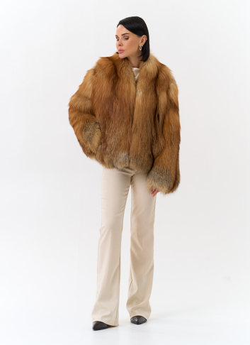 Укороченная шуба из меха рыжей лисы