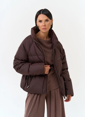Женский пуховик с воротником стойкой